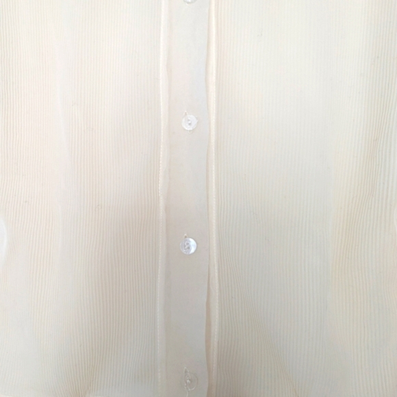 Women's Sheer Ribbed Sleeveless Blouse With Beautiful Dainty Accents - Picture 6 of 7